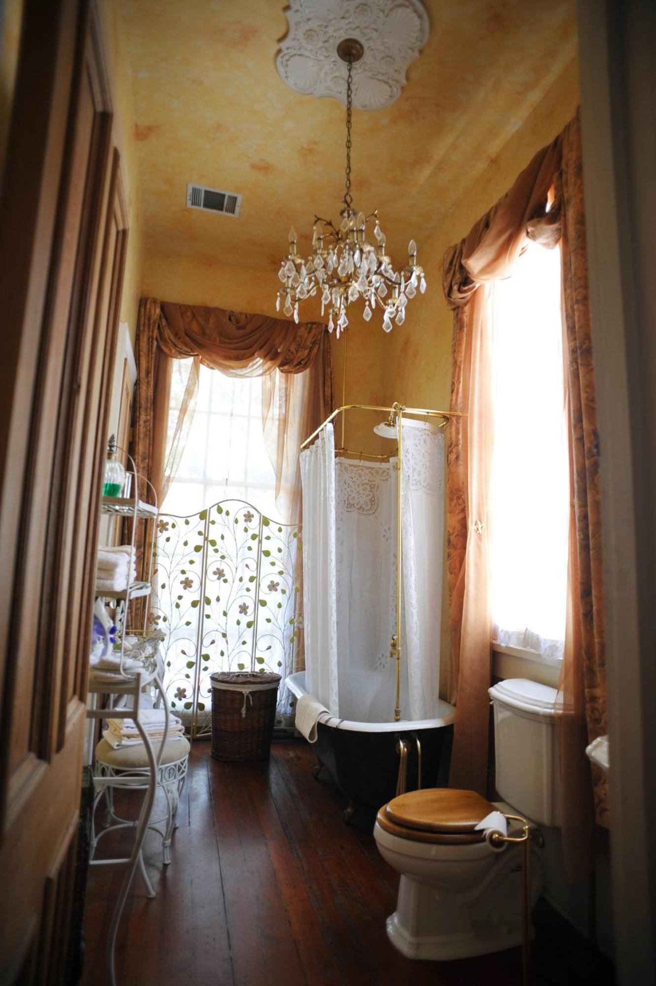 Hh Whitney House - A Bed & Breakfast On The Historic Esplanade Nova Orleães Exterior foto